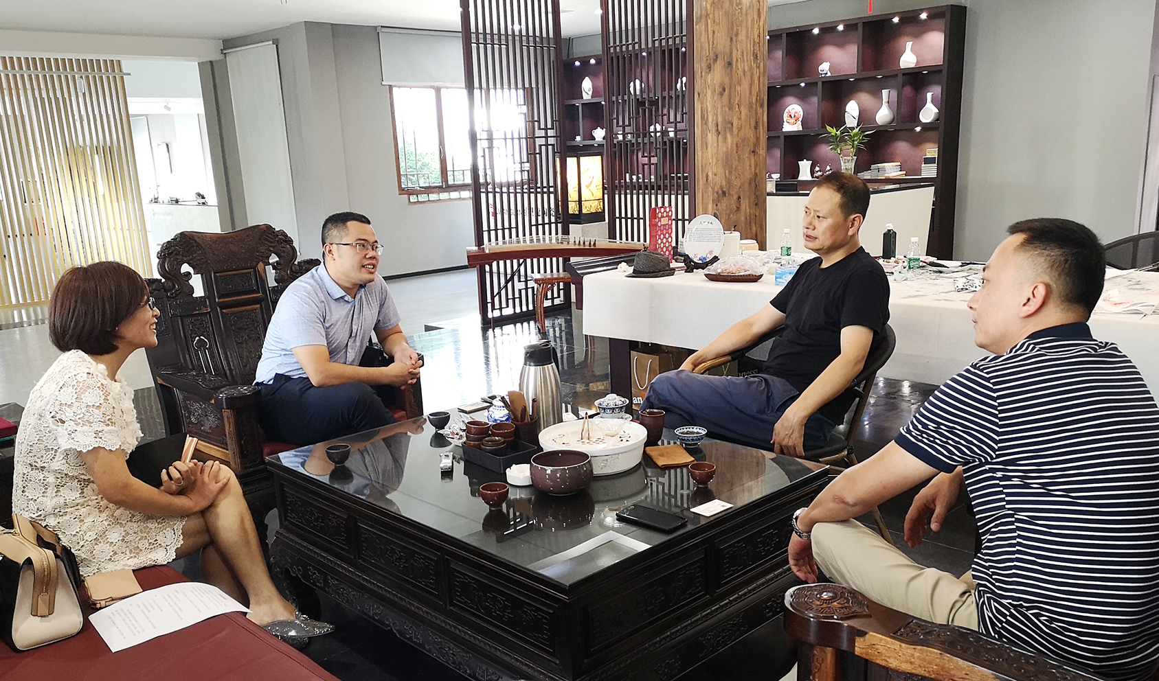 1568287108289064011.jpg 开心.jpg