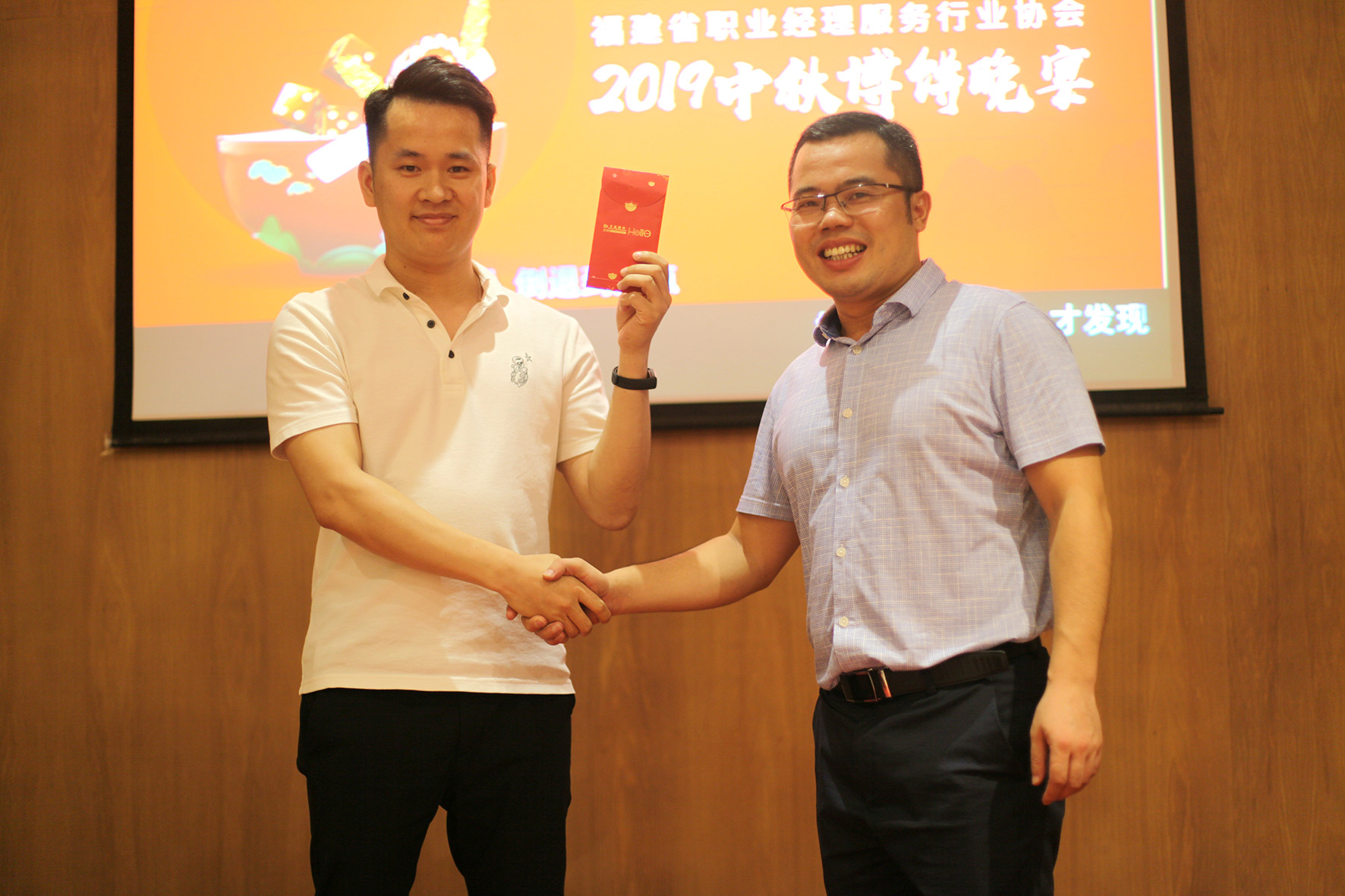 1569305941422062568.jpg IMG_6732_副本.jpg