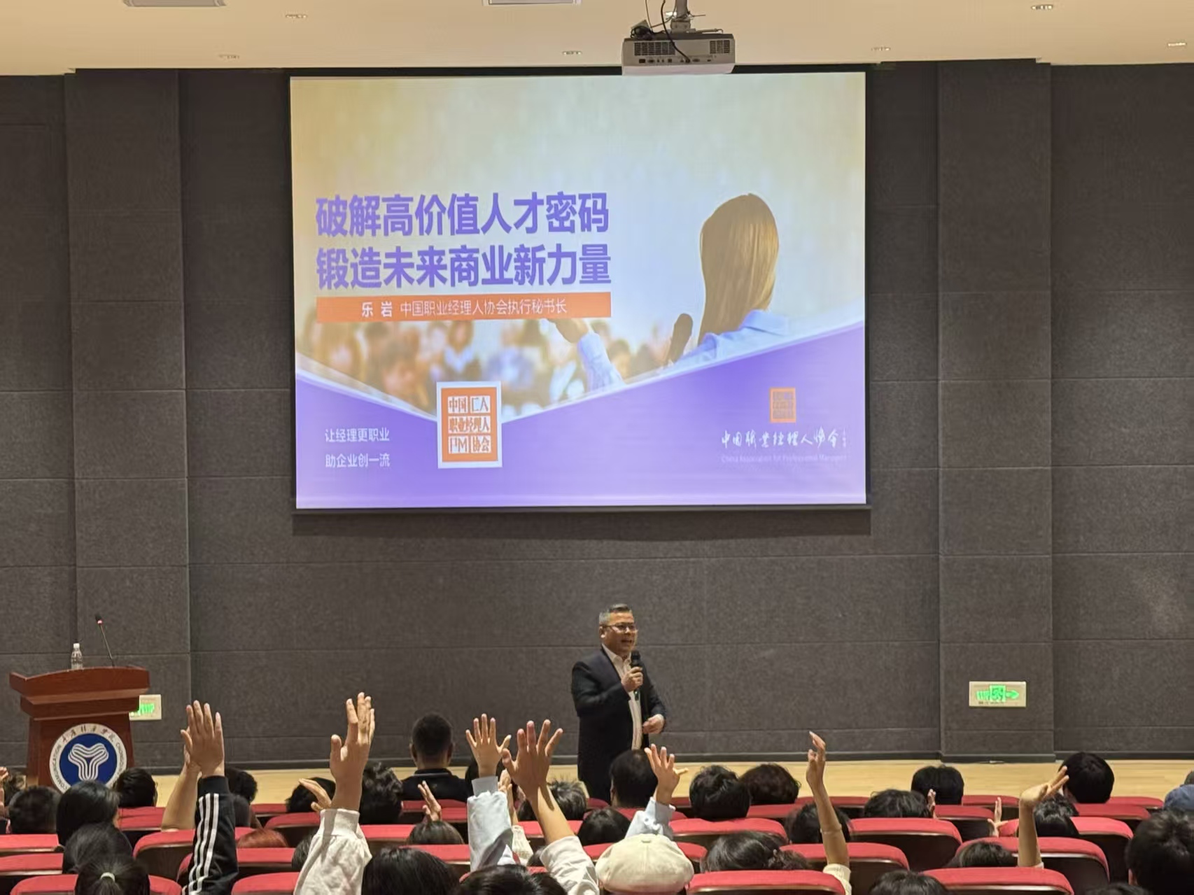 1763346276861037911.jpg 51588f126e56d3211d63fd327b7b784b.jpg